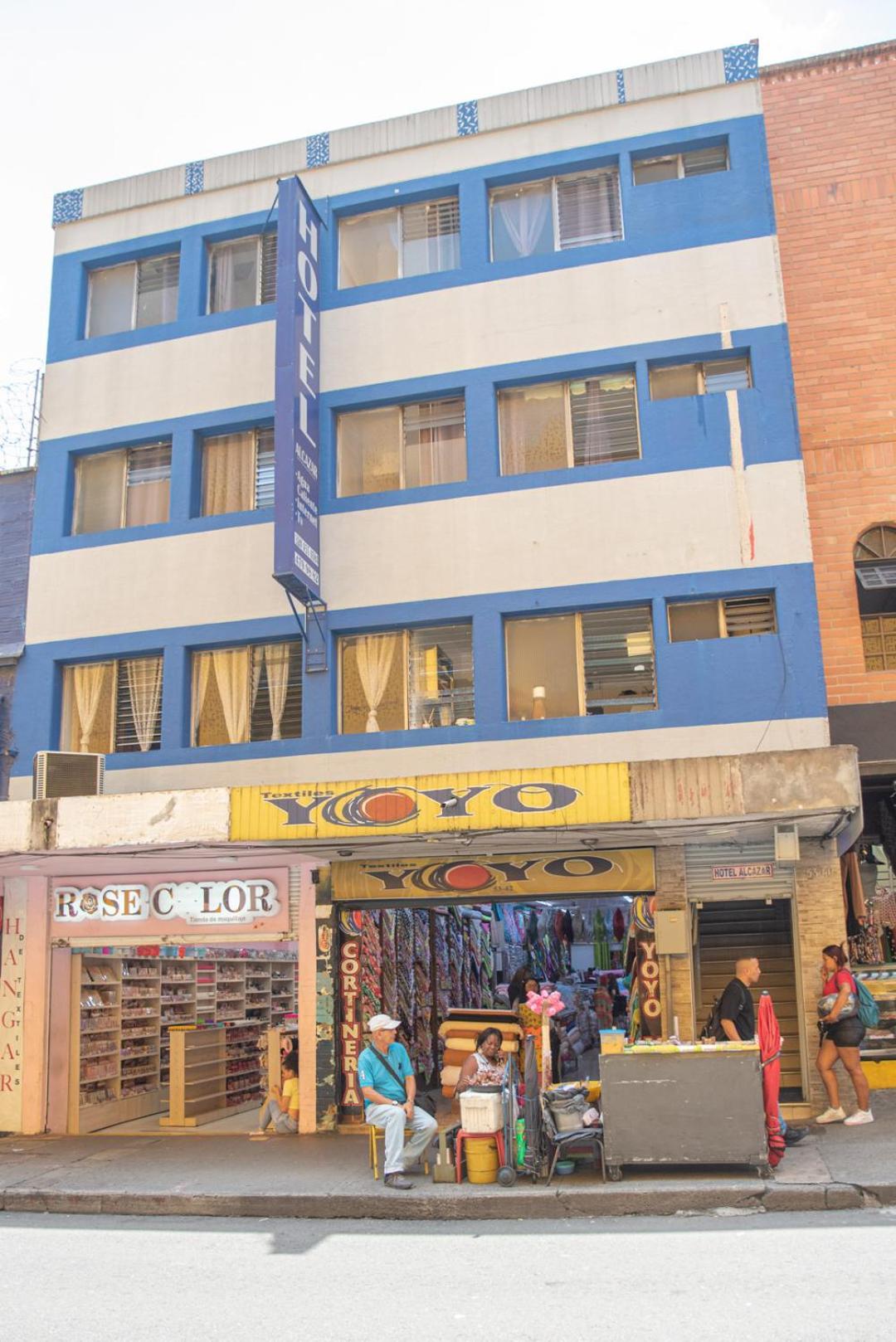 Hotel Alcazar Medellin Exterior photo